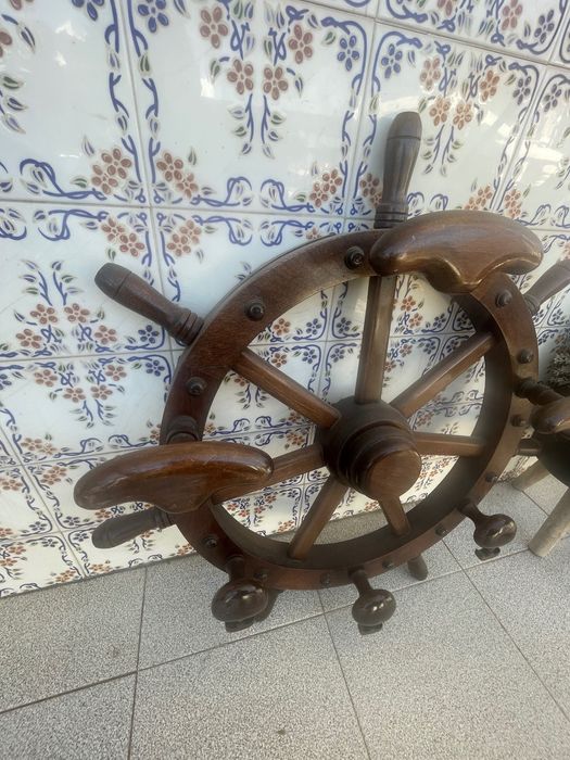 Leme de madeira cabide