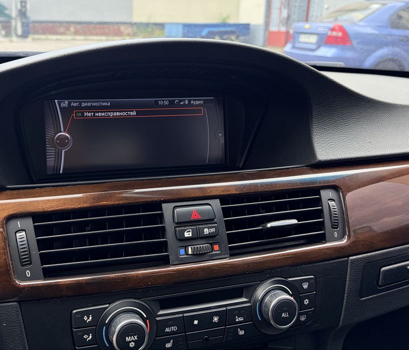 BMW 3 E90 328i xDrive! 2011год , 3 литра, автомат, идеал!