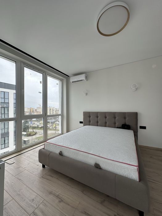 Продаж 2-ох кімнатної квартири з ремонтом  ЖК Б4 вул.Бабяка  Газ!!