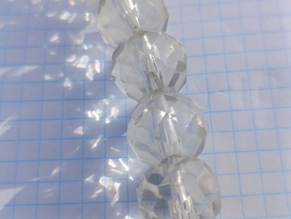 Бусы горный хрусталь