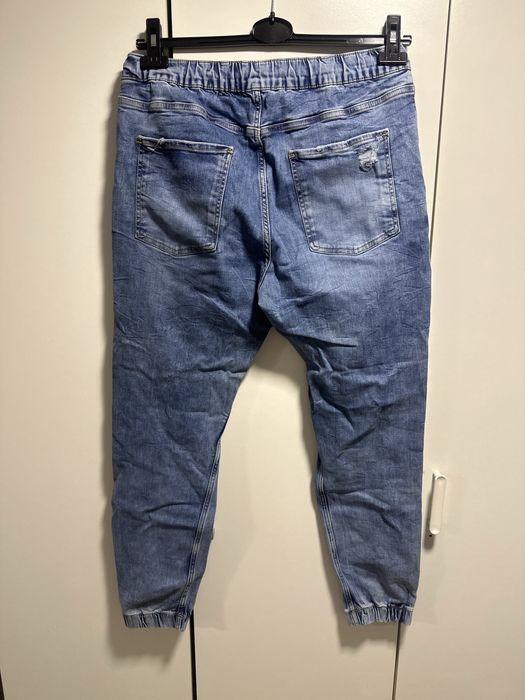 Spodnie joggery bersha M