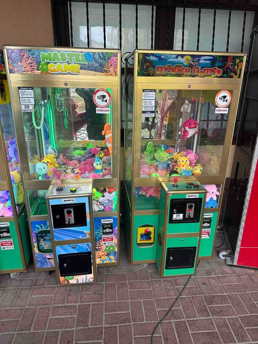 Призовий автомат хватайка звіролов кран машина клешня кран хапайка