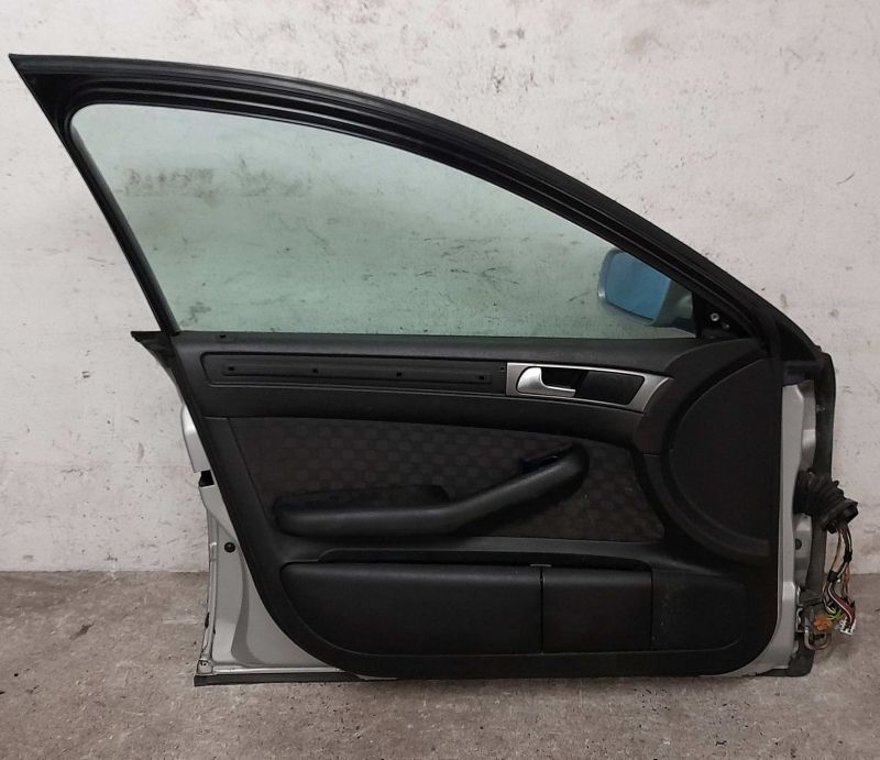 Porta Frente Esq Audi A6 (4B2, C5)