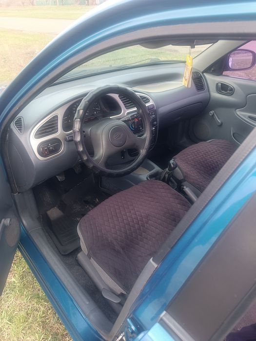Автомобіль ЗАЗ Сенс