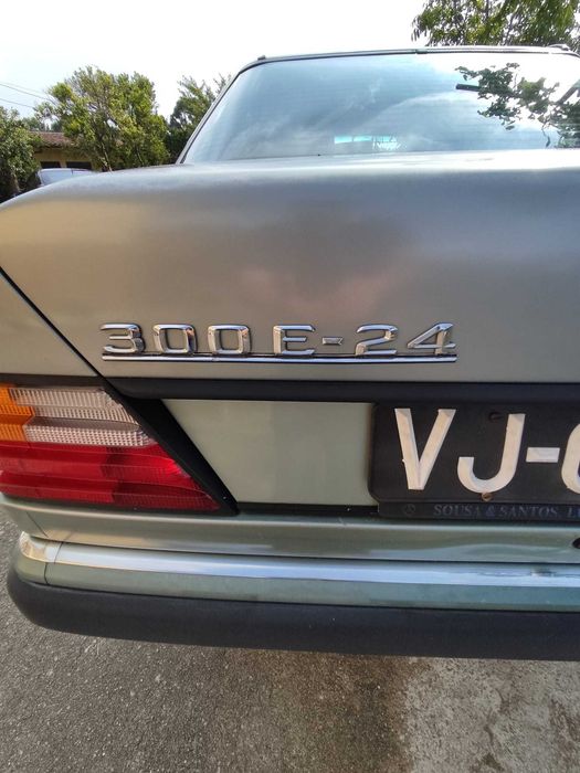 Mercedes-Benz 300E-24V W124