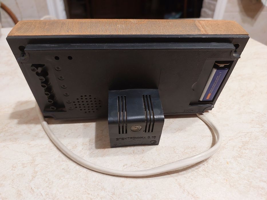 Продам   часы времен   СССР.