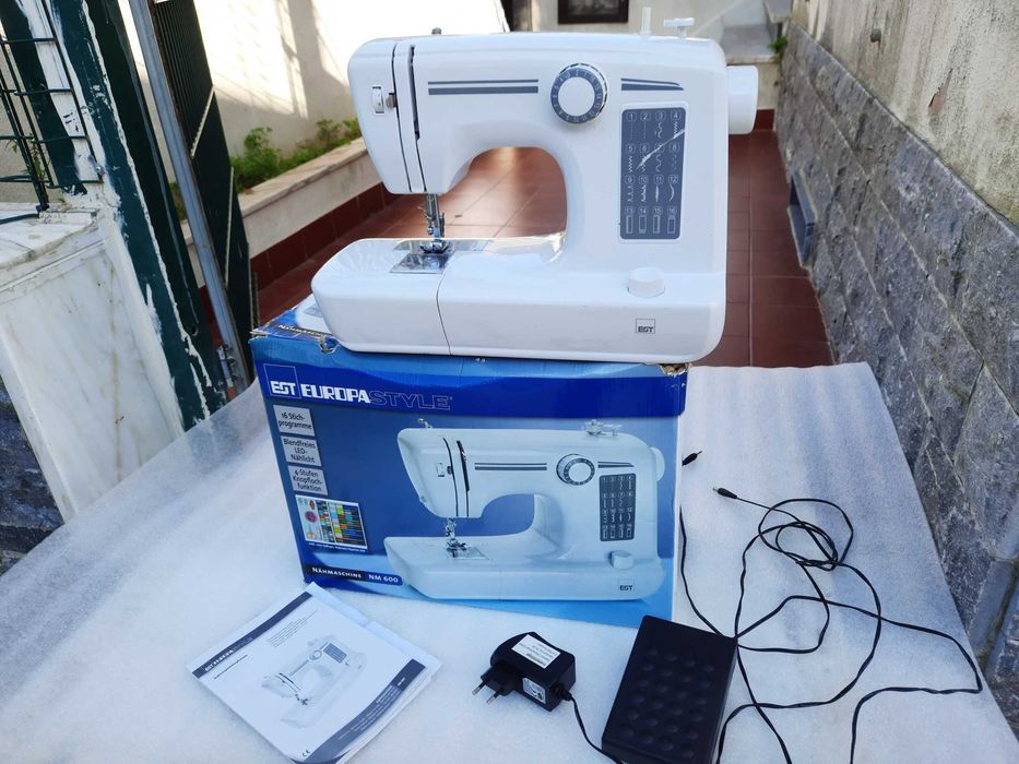 MÁQUINA DE COSTURA Portátil EGT-Europa Style