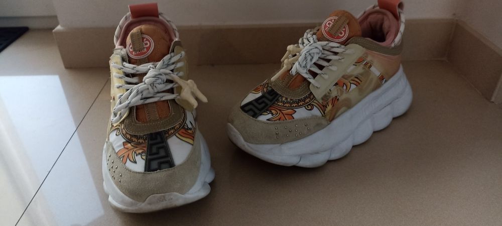 Buty Versace chain reaction