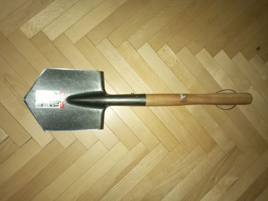 Саперна лопата військова