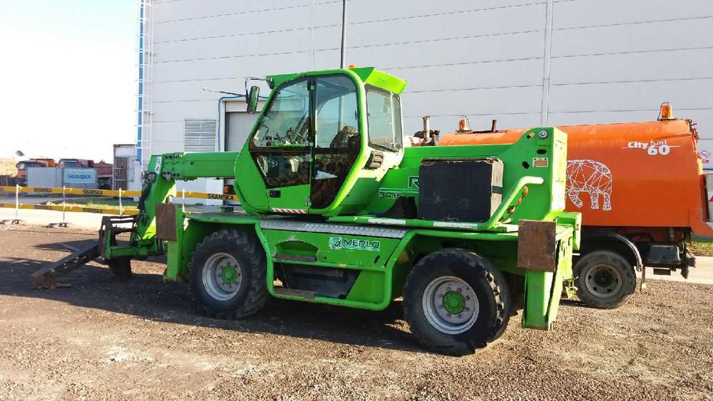 Ładowarka teleskopowa – Wynajem Merlo, Zwyżki, Usługa z operatorem