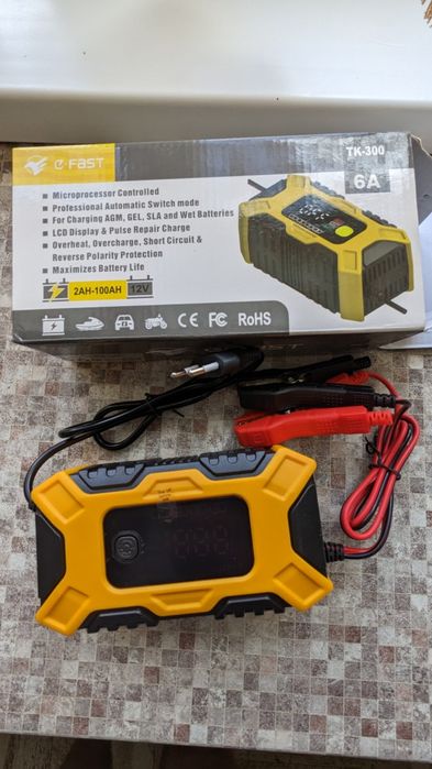 Зарядний пристрій