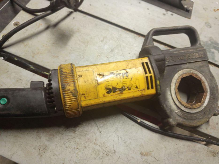 Imadło Rems, uchwyt trzymający.,do 1 i 1/ 4 cala