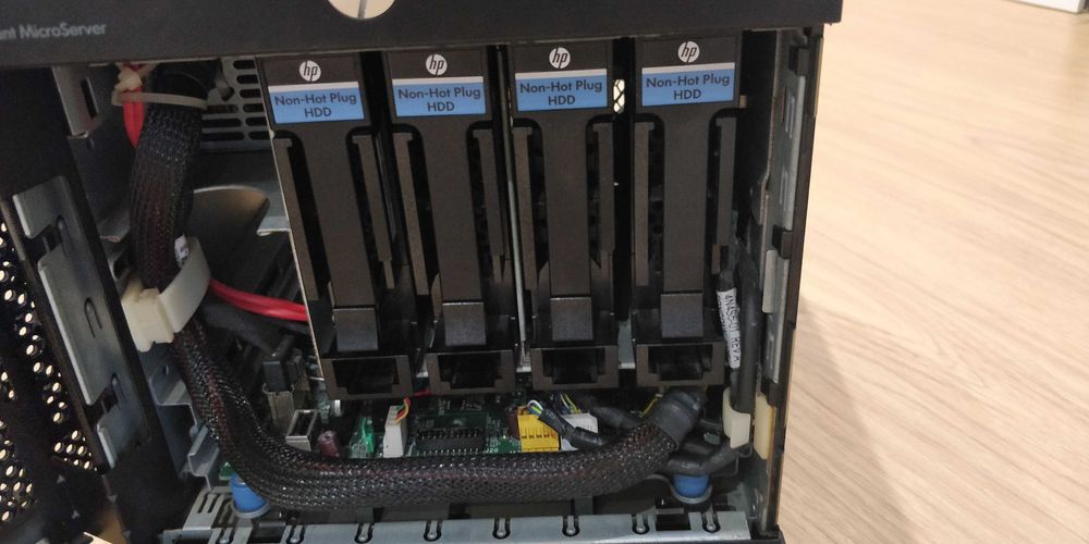 HP Microserver Gen 7 8Gb RAM NIC 1Gbe