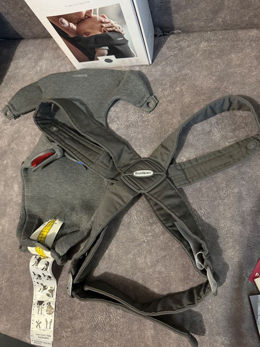 Продам слінг BABYBJORN mini