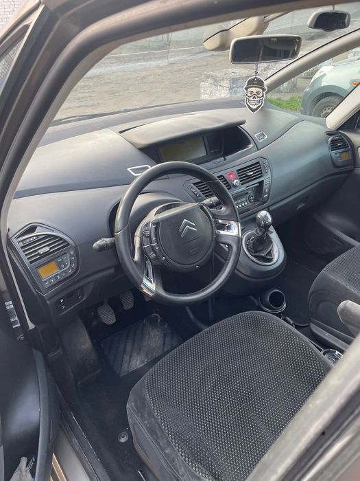 Продам терміново c4 Picasso в хорошому стані