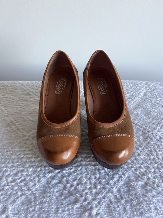 Sapatos de senhora cremes