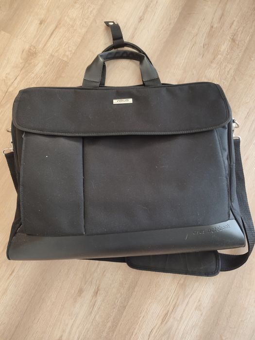 Laptop Asus F7E, ekran  17 cali, na części
