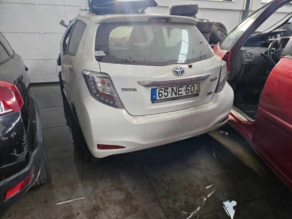Toyota Yaris 2015 para peças