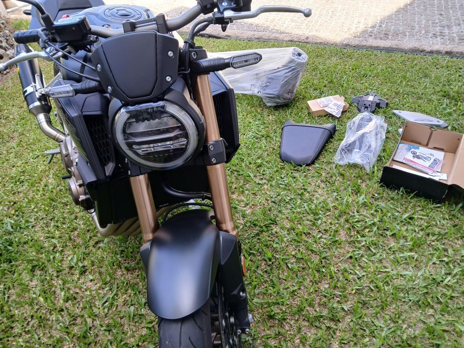 Honda CB650R 95 Cv (70 Kw) Full Extras