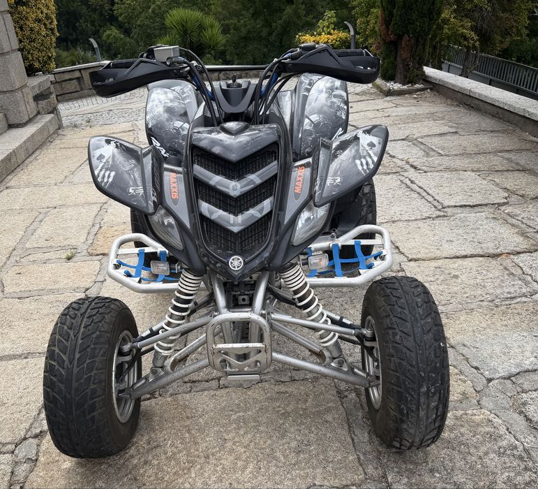 Yamaha raptor 660r