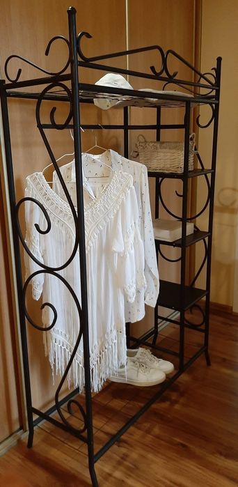 Wieszak Regał Witryna Garderoba.