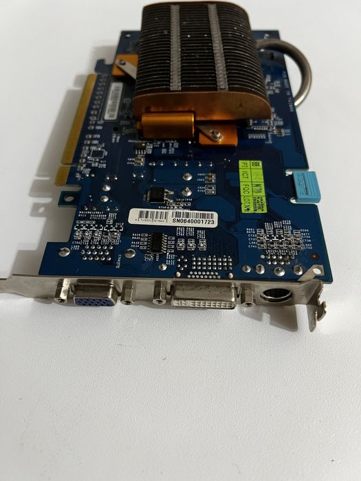 Відеокарта Gigabyte GV-NX76T128D-RH