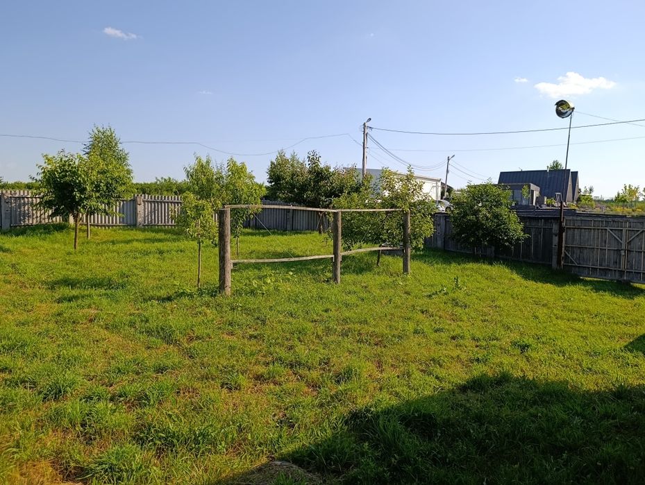 Продаж Будинку на 25 сот. землі!