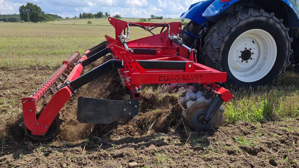 Nowa brona talerzowa (talerzówka) Euro-Masz – hydrauliczna 4,0–6,0 m