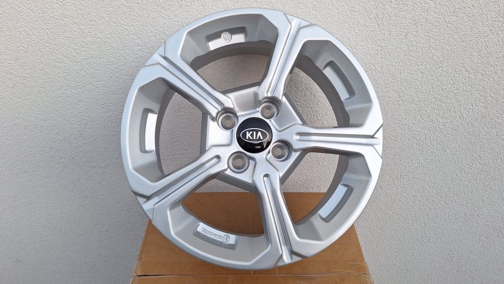 Okazja Nowe Alufelgi 4x100 R15 Hyundai i10 i20 Kia Rio Stonic Toyota