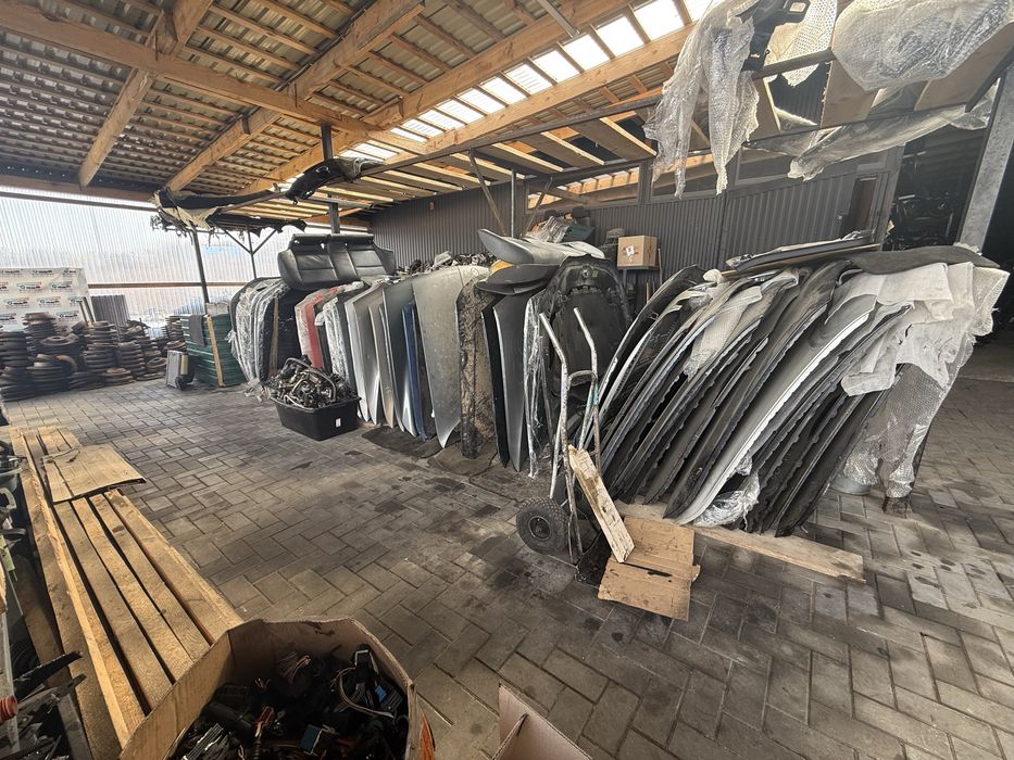 Капот BMW E39 E46 E53 E60 E61 E65 Е70 E87 E83 E90 E91 F10