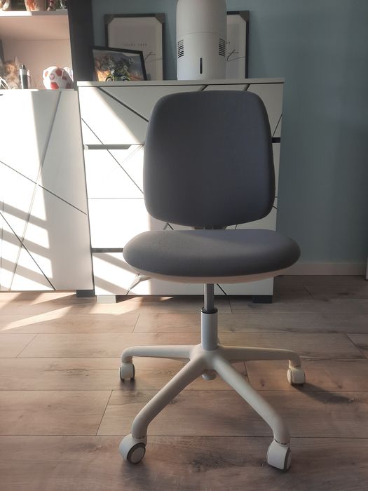 Krzesło obrotowe active white