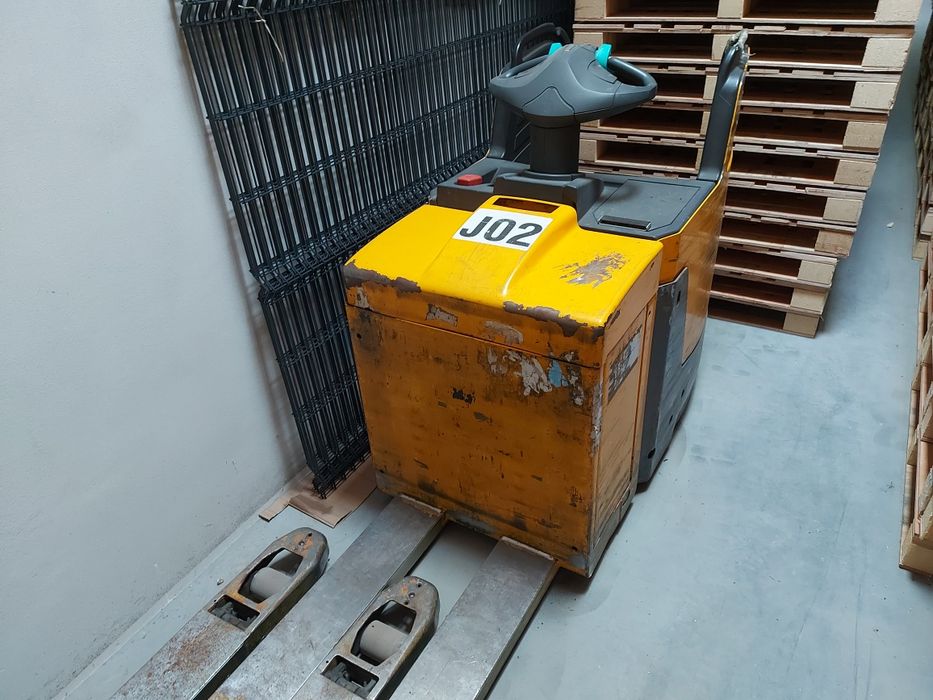 Rydwan Jungheinrich ere 225  2016rok