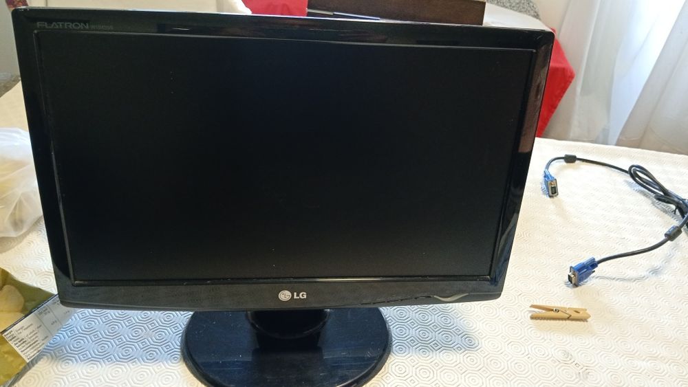 Monitor LG 17 pulgadas 100 por cento funcional