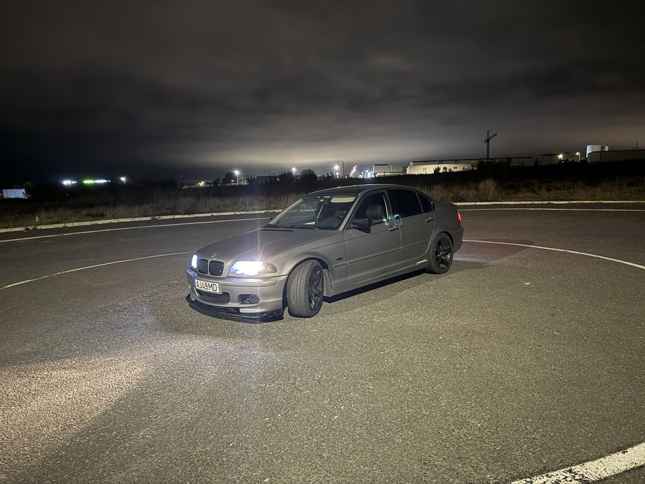 BMW 330d E46 | 2000 | MANUAL | Pack M | Raro em Portugal