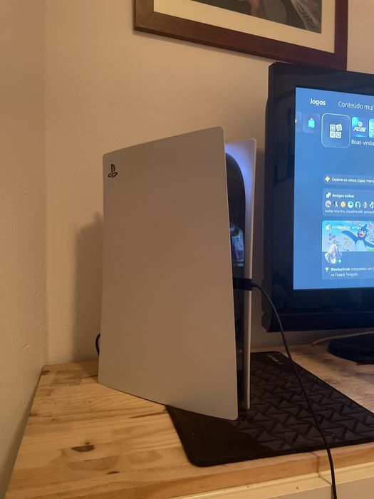 Ps5 versão digital 1TB como nova com brindes na descrição