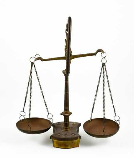 Balanças antigas