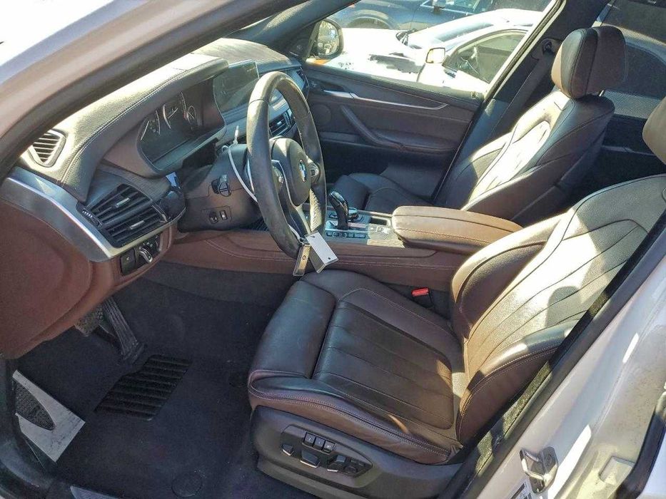 BMW X5 xDrive35i (2016)