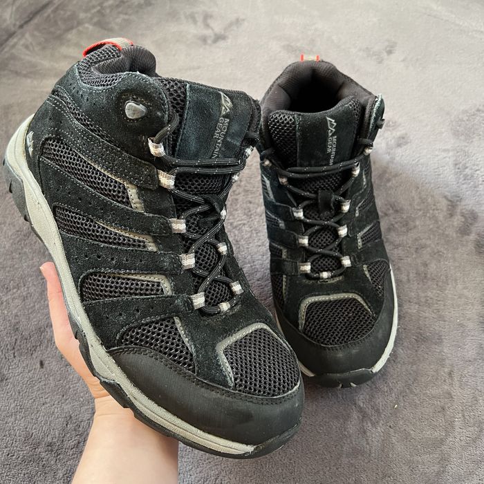 Чоловічі чоботи Mountain gear. P. 42.