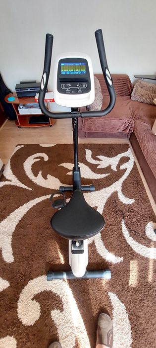 Велотренажер SPIRIT Fitness SU139