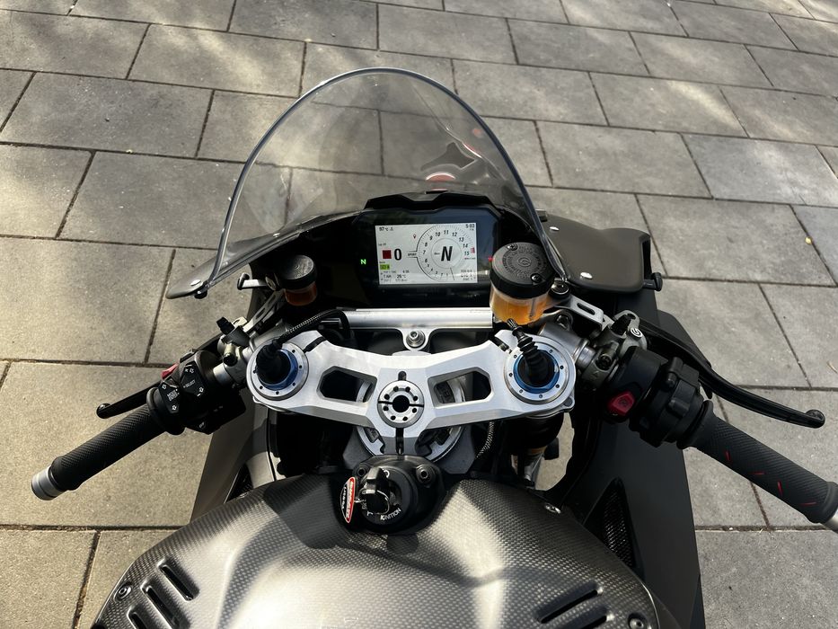 Ducati panigale v4s