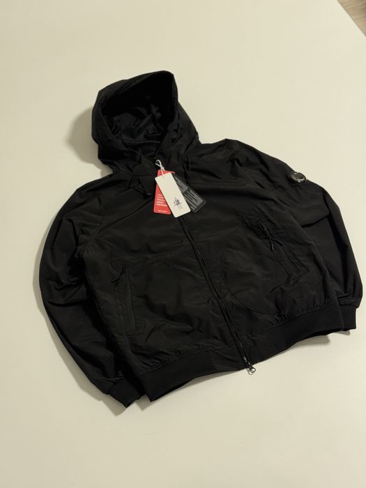 Ветровка C.P. Company S та L розміру