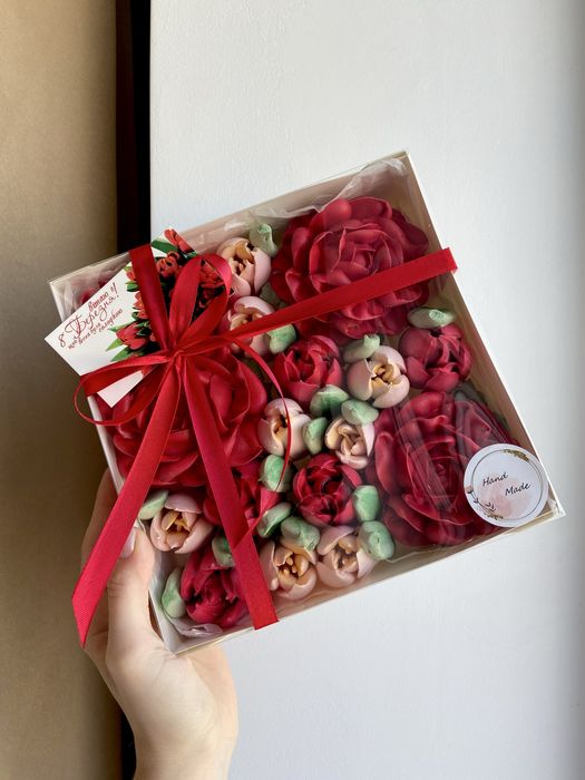 Зефірні квіти тюльпани подарунок на 8 березня