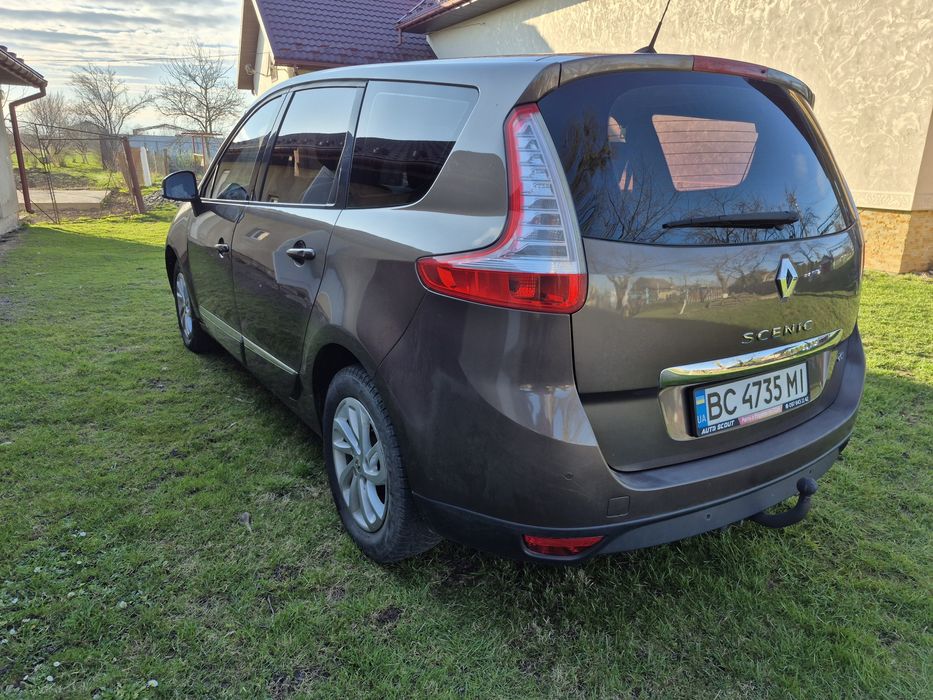 Рено гранд сценік