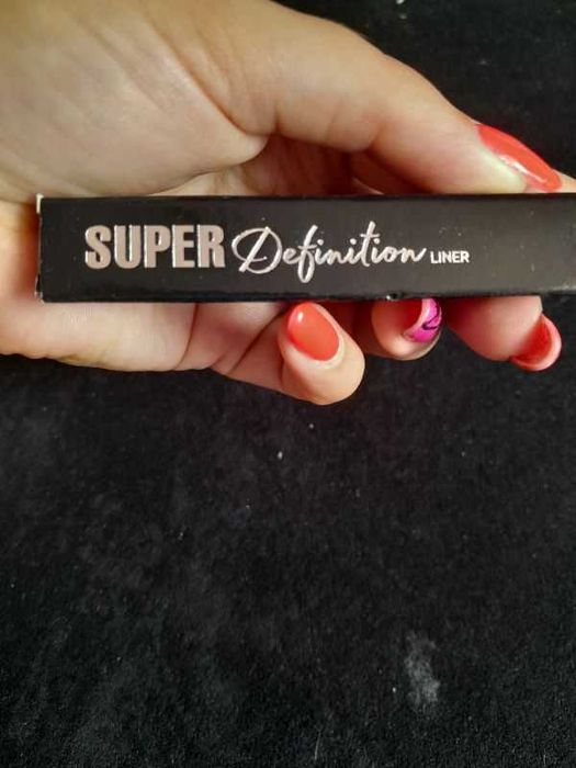 Eyeliner Avon Super Definition Liner 1ml Black.