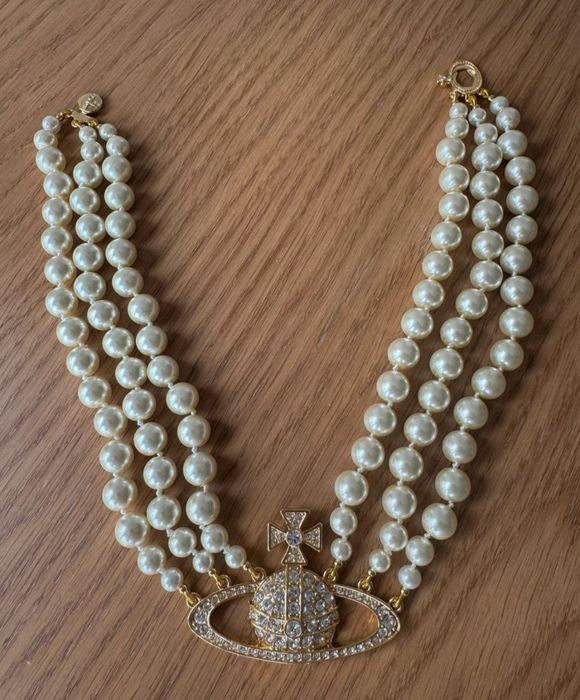 Colar de pérolas Vivienne Westwood