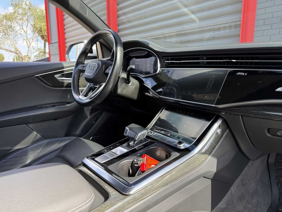 Audi Q8 quattro Prestige      2021