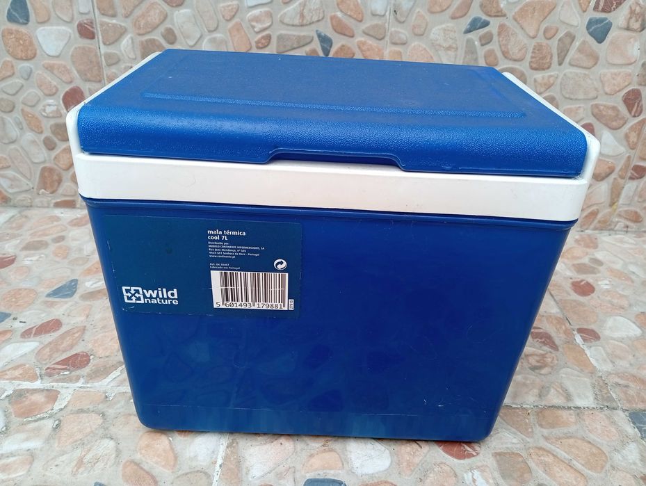 Geleira rígida / Mala Térmica com 7 Litros