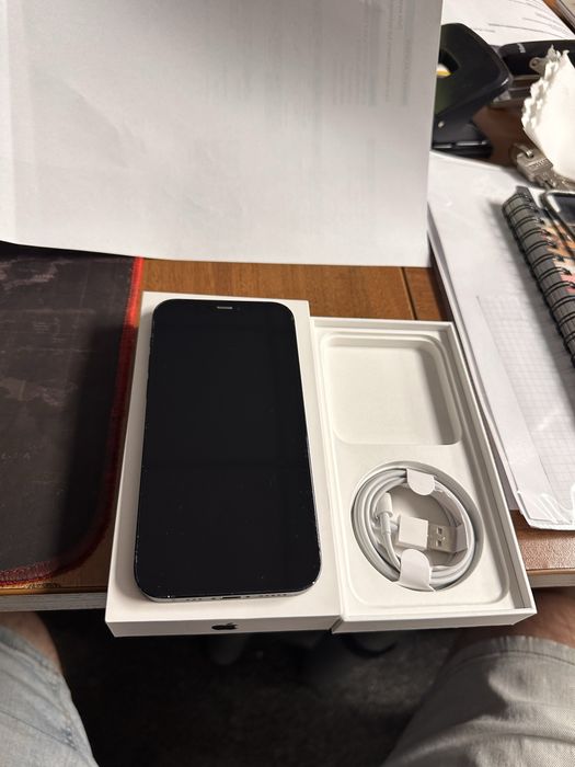 Iphone 12 64GB 100% kondycji baterii