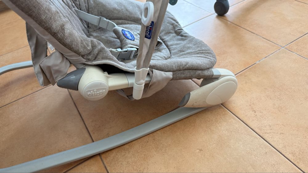 Espreguicadeira / cadeira para bebes ate 30kg