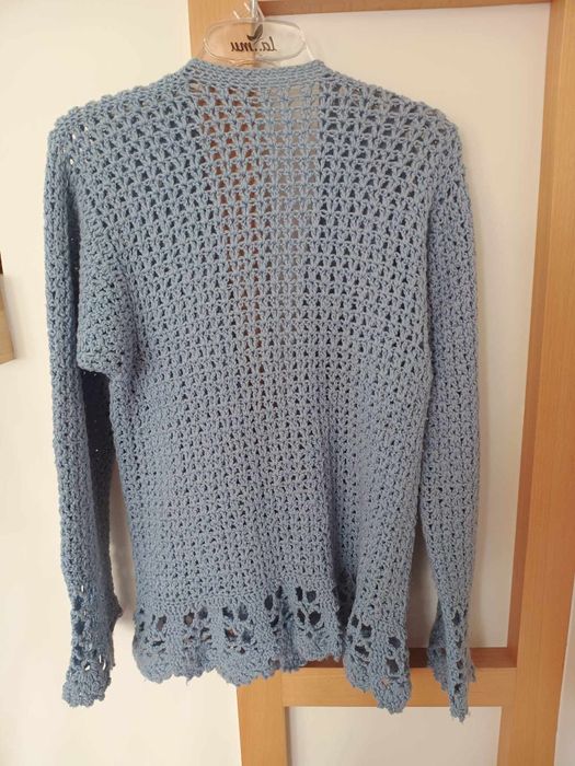 Sweter ręcznie robiony